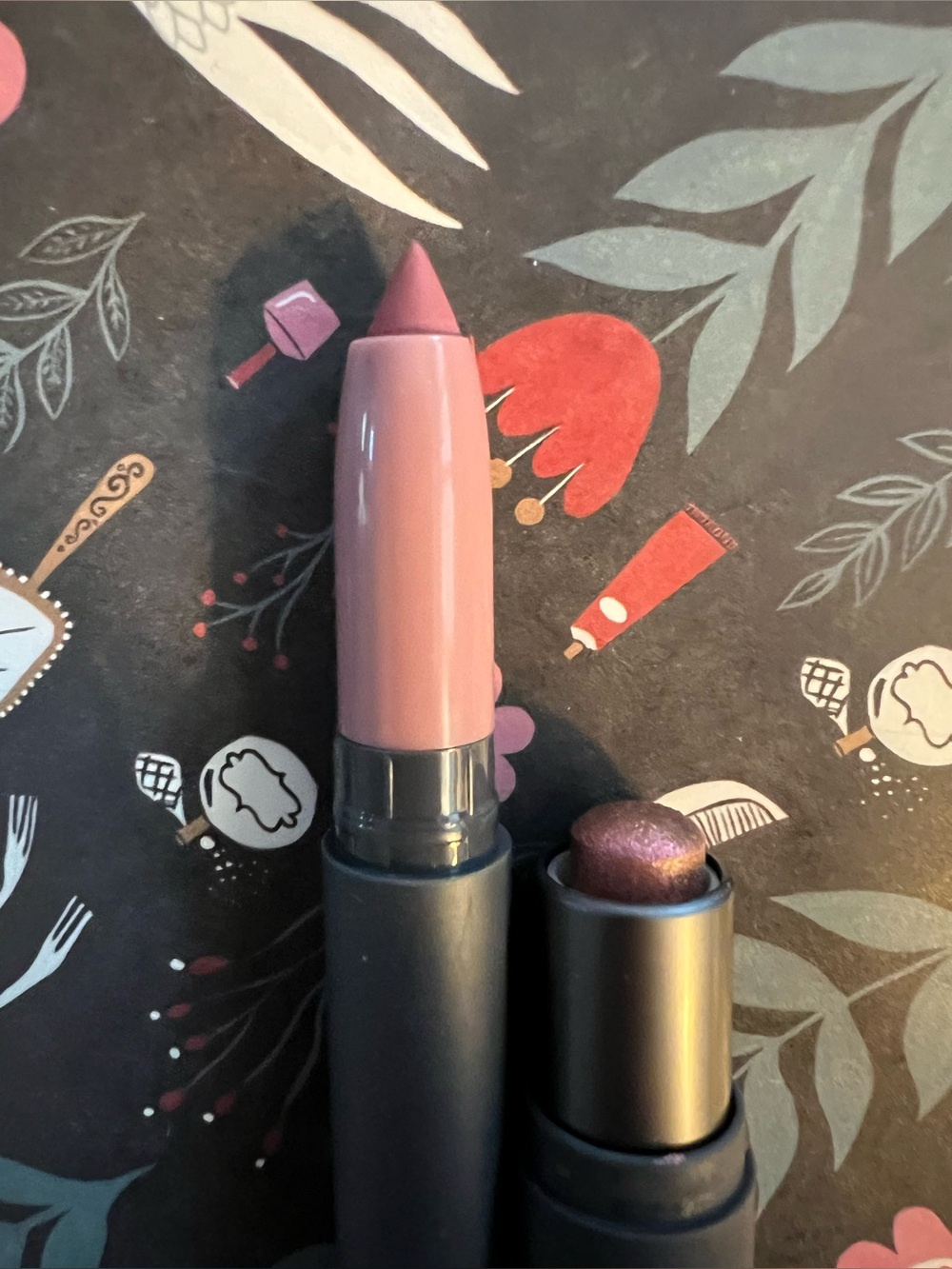 Bite Beauty Matte Creme Lip Crayon in Glacé & Prismatic Multistick in Rose Pearl
